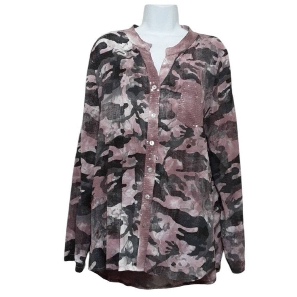 Tempo Paris shirt women XL pink camo printed sequins detail casual langenlook